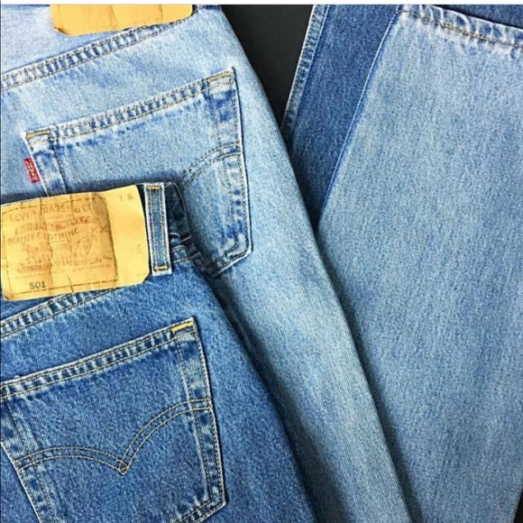 🌟🔥🌟cheek out mom jeans🌟🔥🌟 - Picture 4 of 5