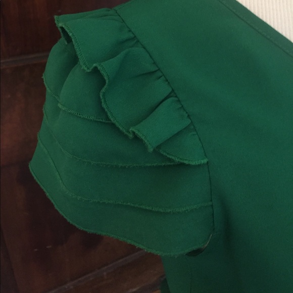 Short sleeve green silk blouse - Picture 2 of 4