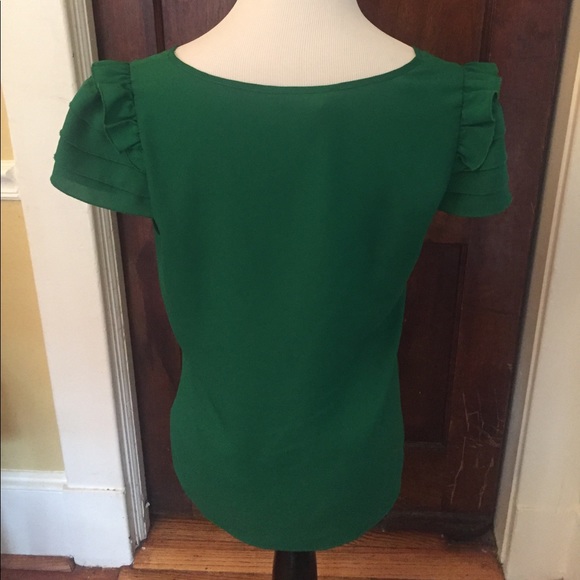 Short sleeve green silk blouse - Picture 3 of 4