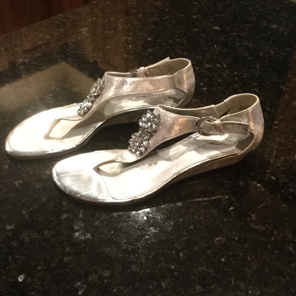 Bandolino silver sandals