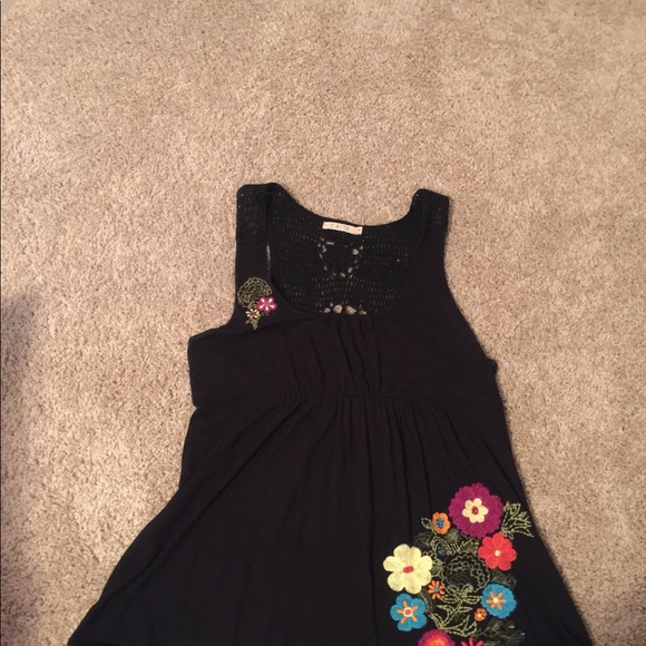 Amazing black cotton and crochet top - Picture 2 of 5