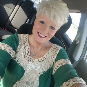 Meet your Posher, Cindy