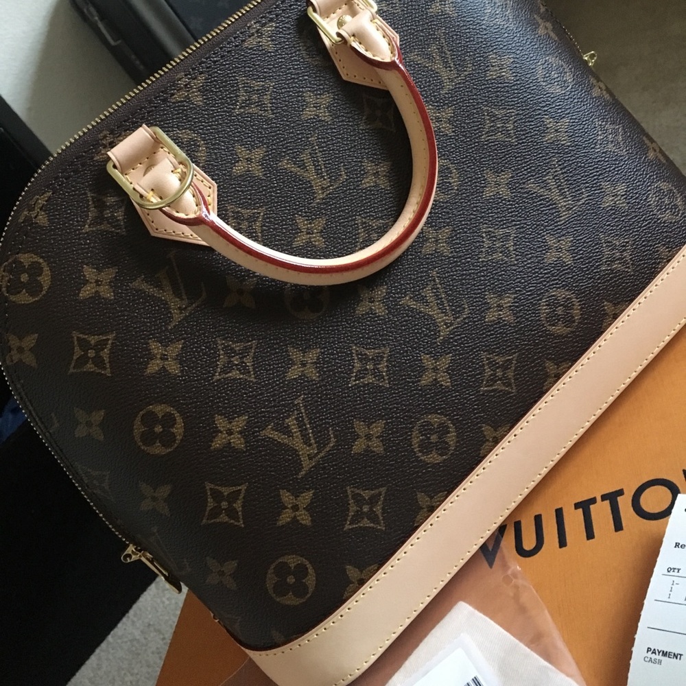 Louis Vuitton Alma PM