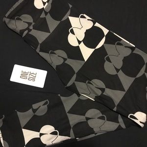 Lularoe Black And White minnies Os