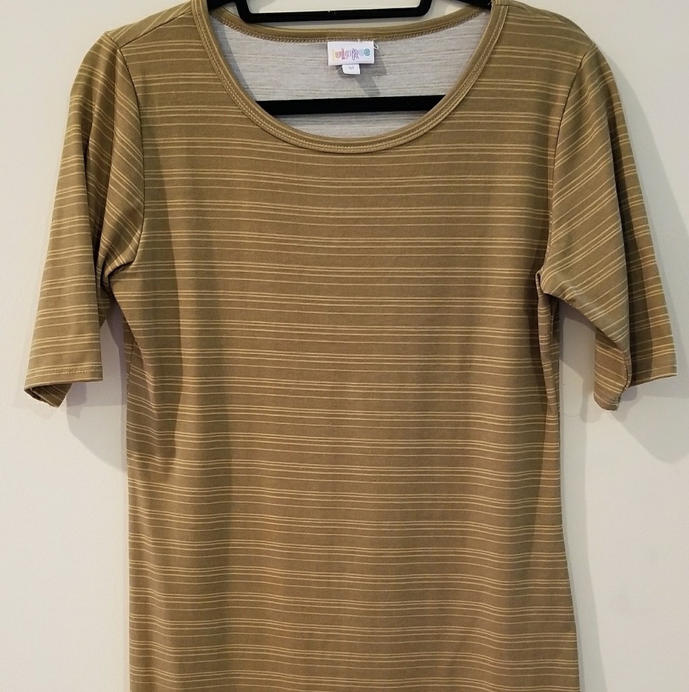 NWOT M LuLaRoe Julia