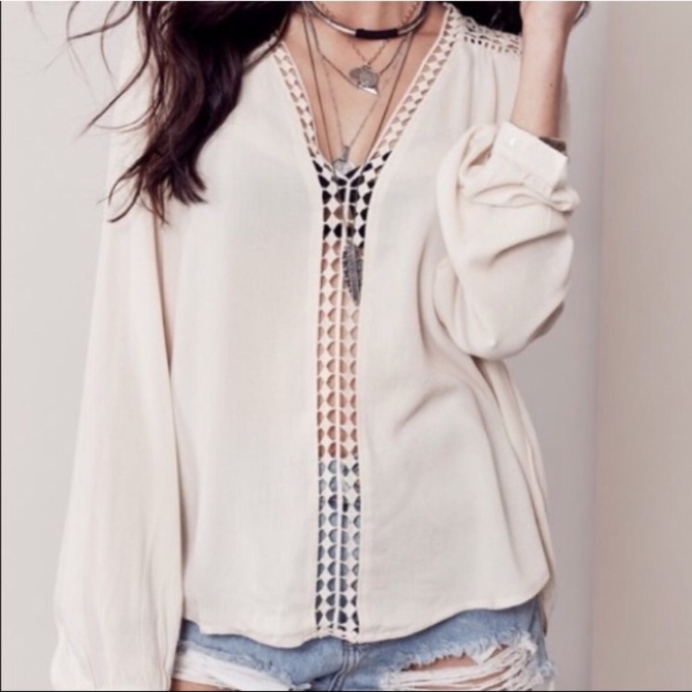 ✨ NWT ✨ Lovestitch Bella Blouse