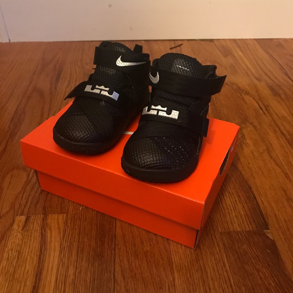 Brand new Nike Lebron Soldier IX toddler size 6
