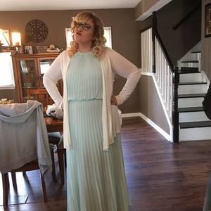 Meet your Posher, Megan