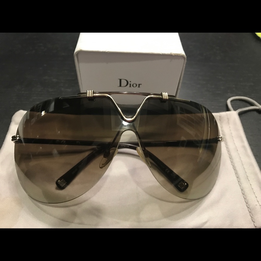 Dior 57TH sunglasses