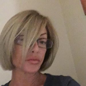 Meet your Posher, Veronica