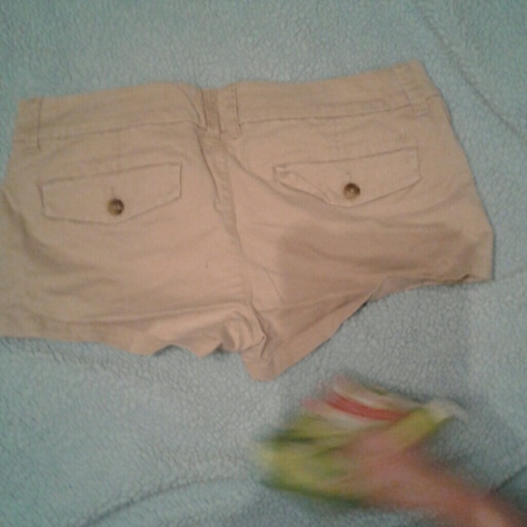 American Eagle Shorts - Picture 2 of 2