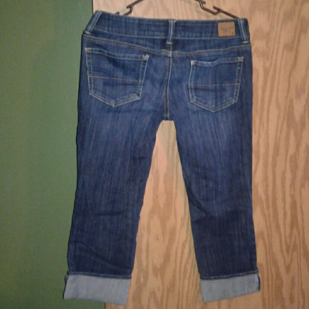 American Eagle Capris - Picture 2 of 3