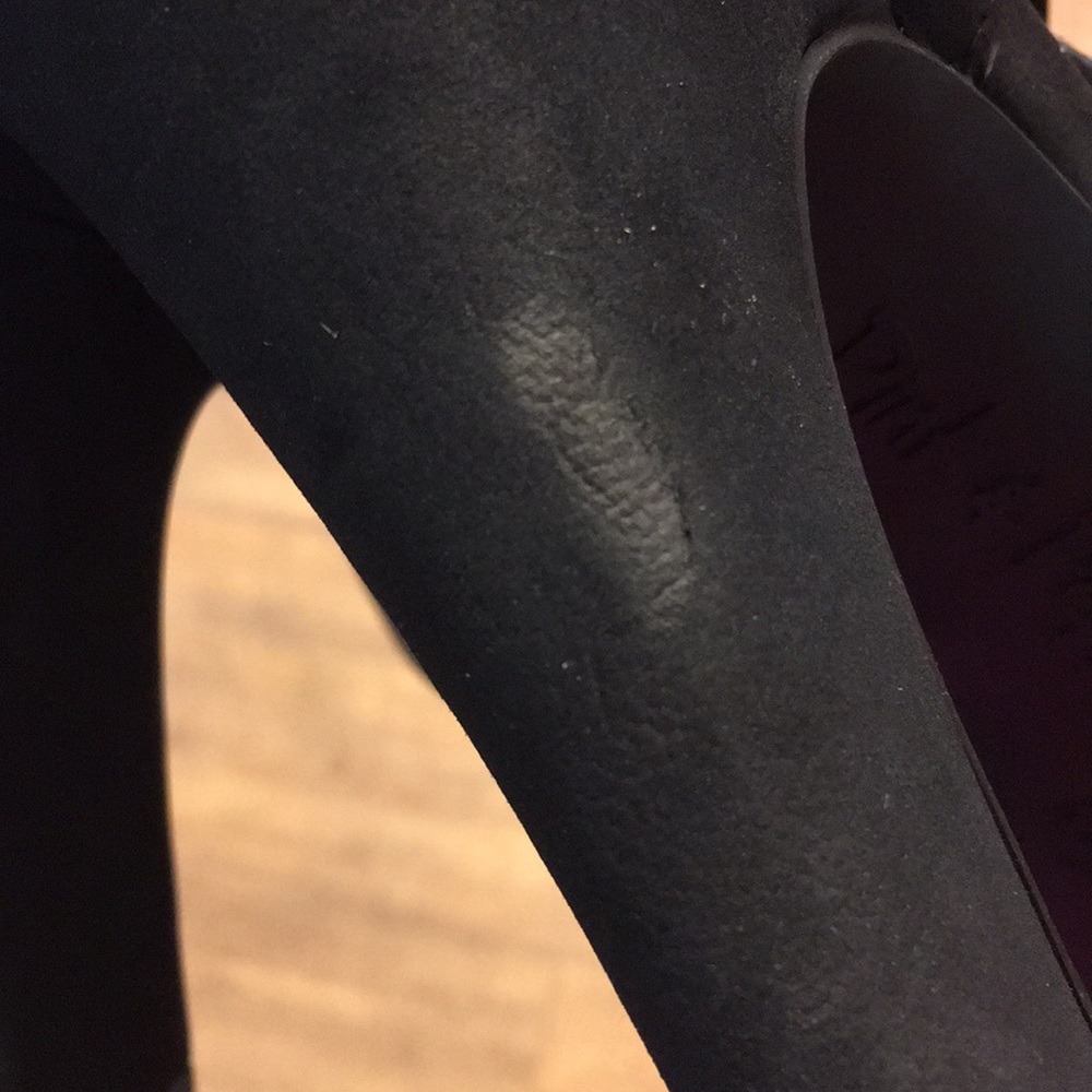 Black size 9 peep toe heels - Picture 7 of 7