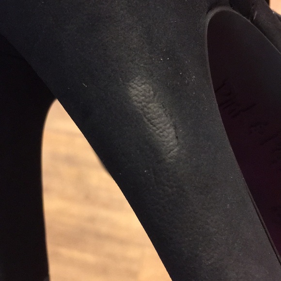 Black size 9 peep toe heels - Picture 7 of 7