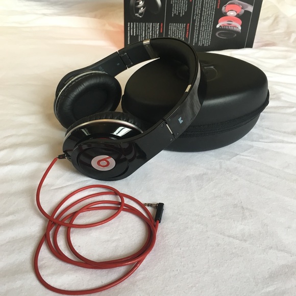 Studio Beats by Dr. Dre - Picture 5 of 8
