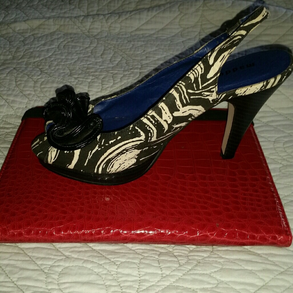 PLATFORM PEEP TOE SHOES