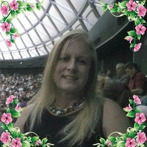 Meet your Posher, Cynthia