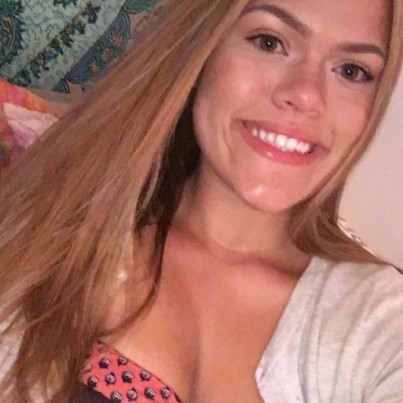 Meet your posher, Chelsea ! - Picture 5 of 7