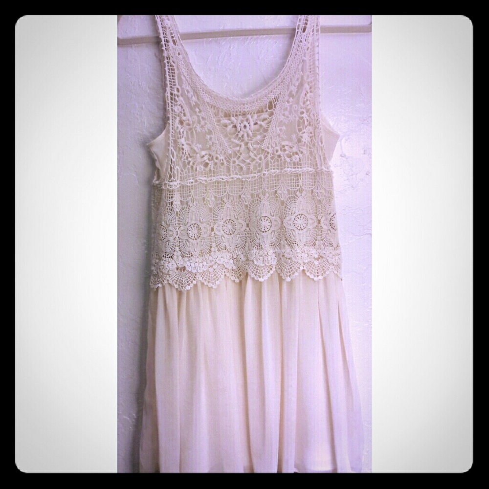 Pull and Bear White lace dress will trade