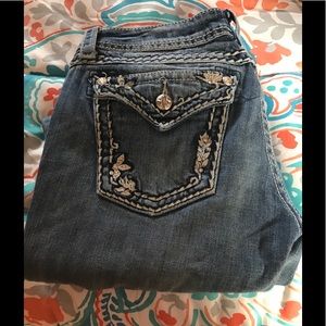 Buckle miss me jeans