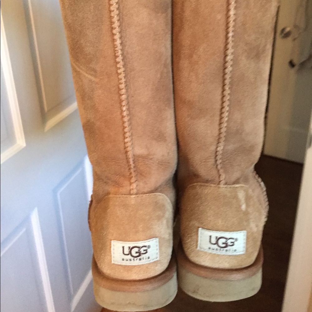 UGG boots. Tan. 8.