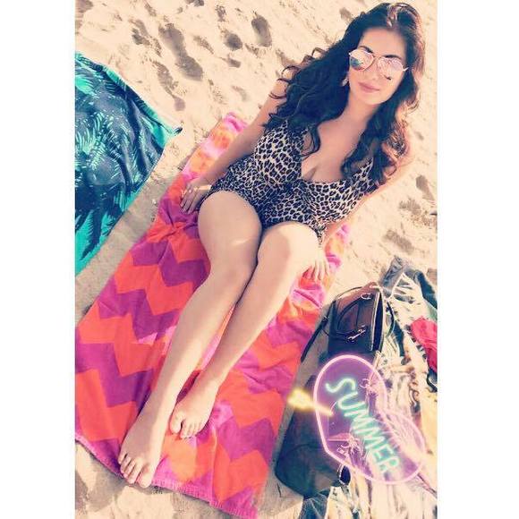 Meet your Posher, Ivanna - Picture 1 of 1