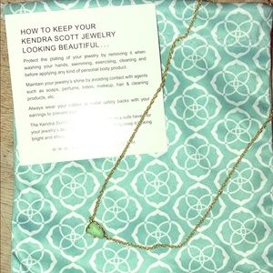 Kendra Scott Necklace