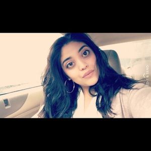 Meet your Posher, Lucero