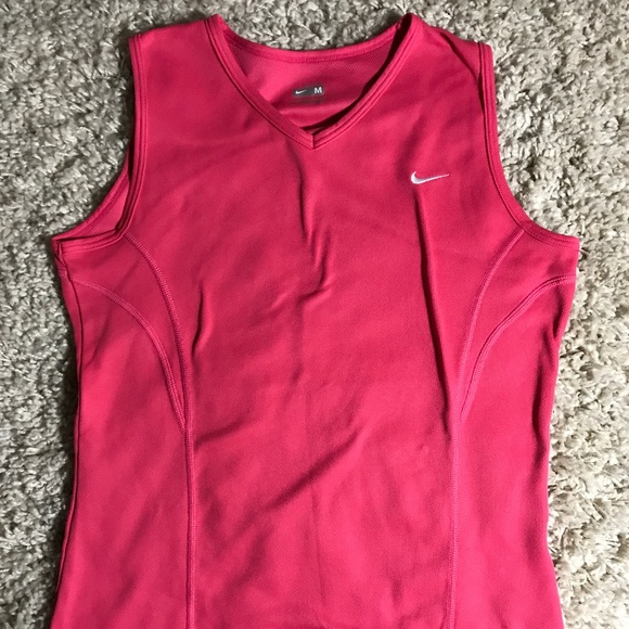 Nike Tops - Nike dry fit tank, M