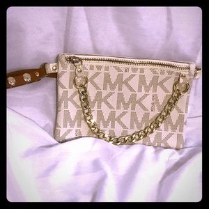 *SALE* Michael Kors belt bag with pull chain