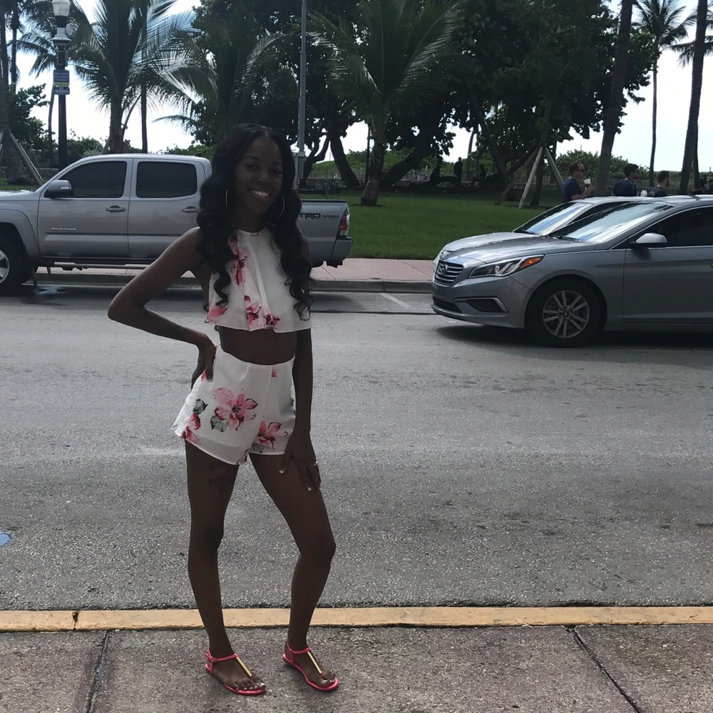 Two piece short set