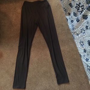 LuLaRoe TWEEN charcoal legging