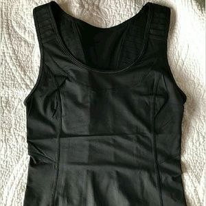 Like New Lululemon tank. Size 4