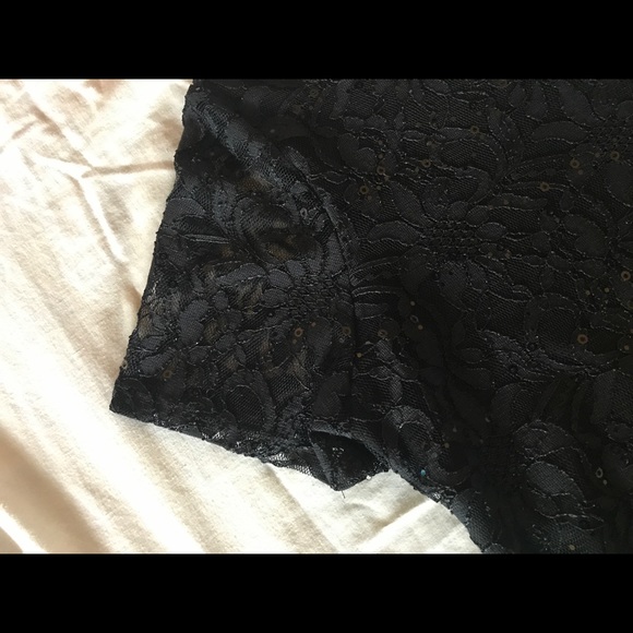 Dressy Crop Top - Picture 3 of 4