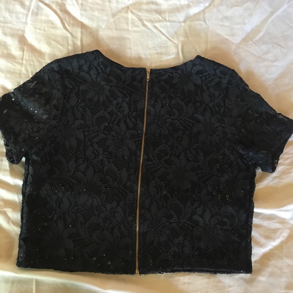 Dressy Crop Top - Picture 4 of 4