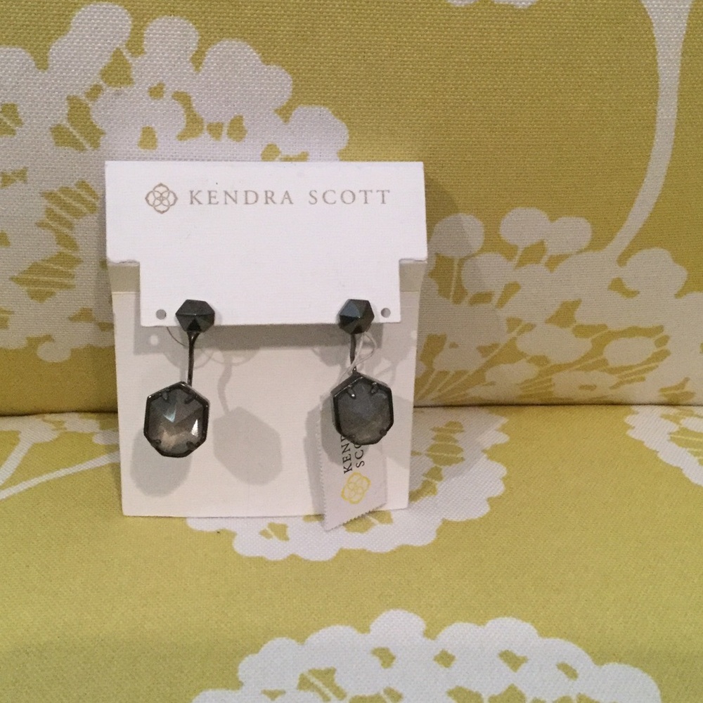 Kendra Scott Jordy gunmetal gray earrings