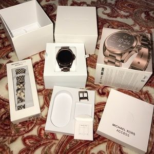 Michael Kors Access (ANDROID)