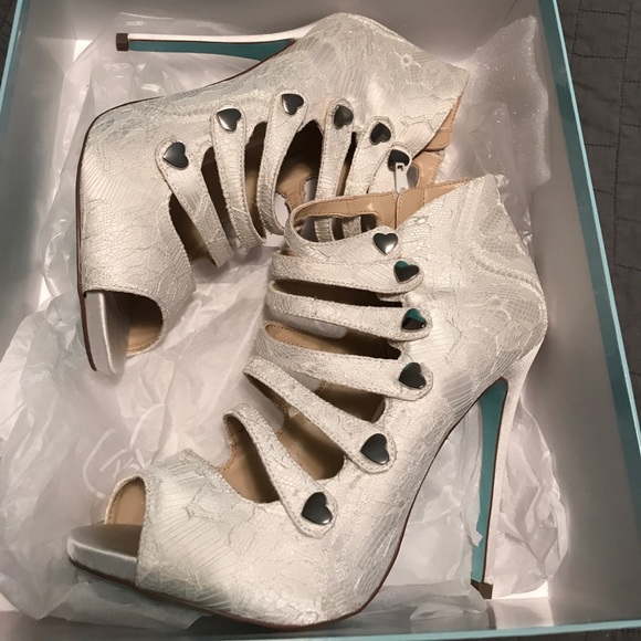 Betsey Johnson Shoes - 🖤 Betsy Johnson Blue" lace white heart bootie-8.5