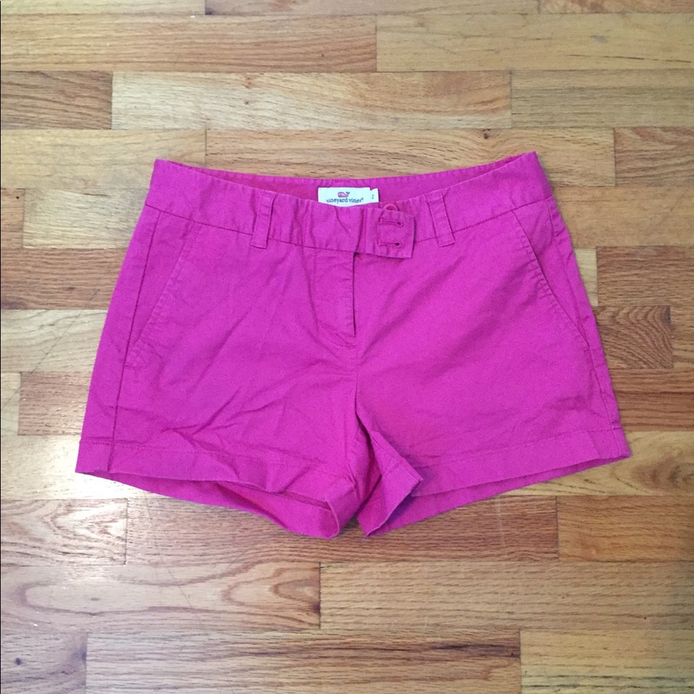 Vineyard vines pink shorts size 2