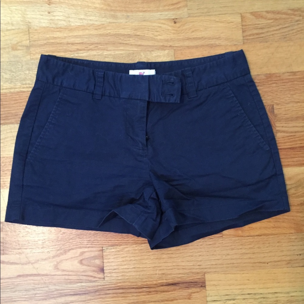 Vineyard vines navy blue shorts size 2