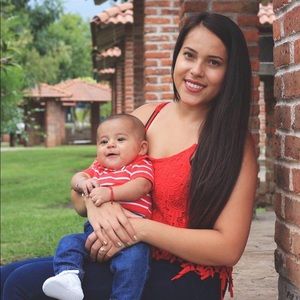 Meet your Posher, Mayra