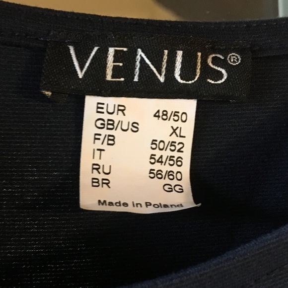 Long sleeve dress w pleated skirt - Picture 3 of 3