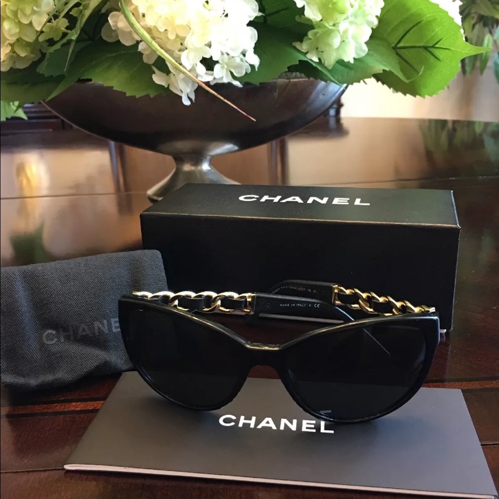 ❌❌SOLD ❌❌Chanel Polarized Sun glassess