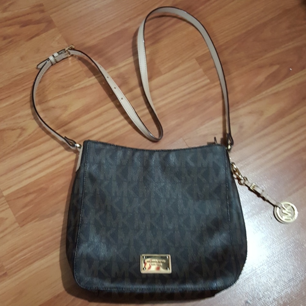 Michael Kors Signature Purse