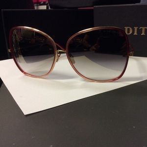 Dita Bluebirds