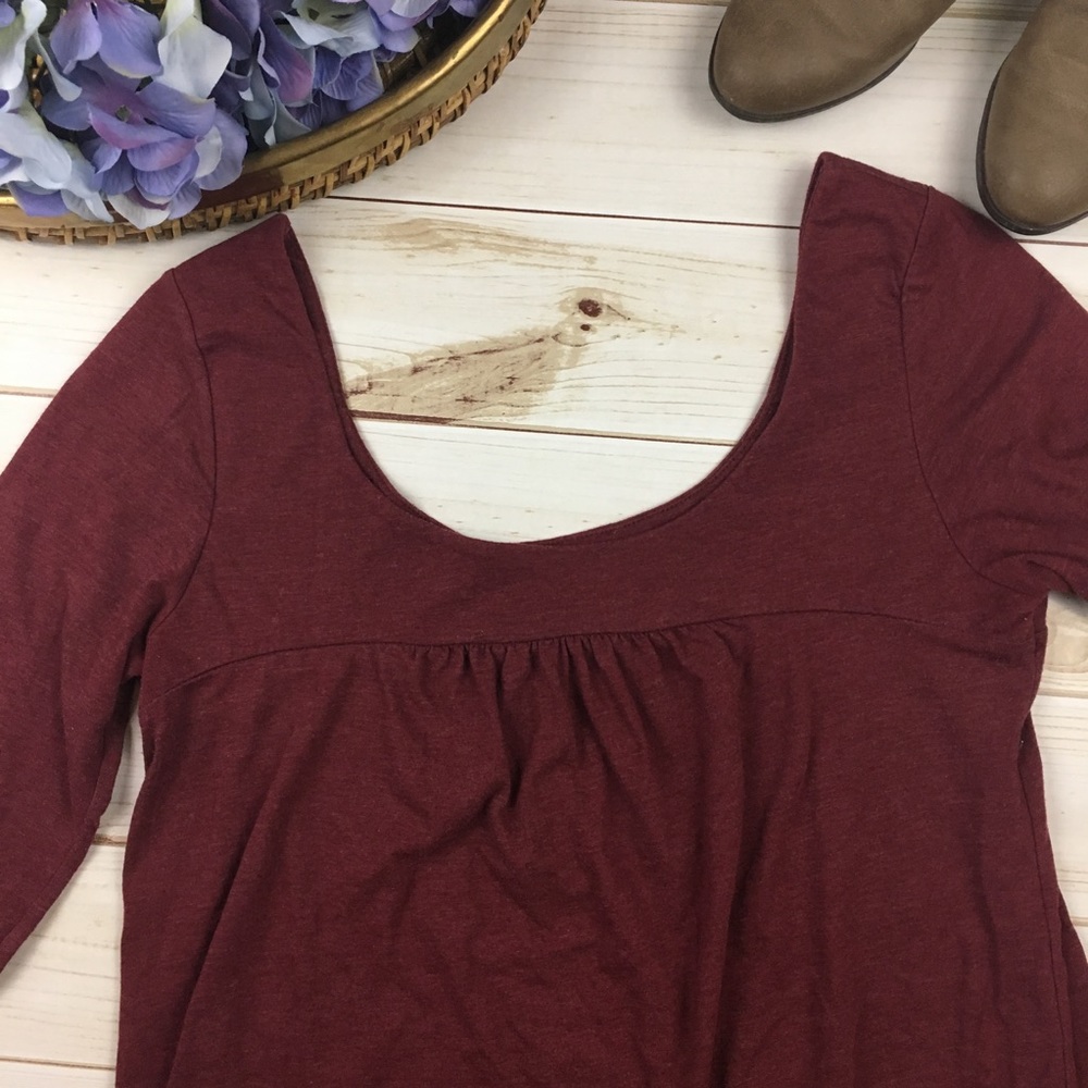 Banana Republic Maroon Scoop Neck Top M