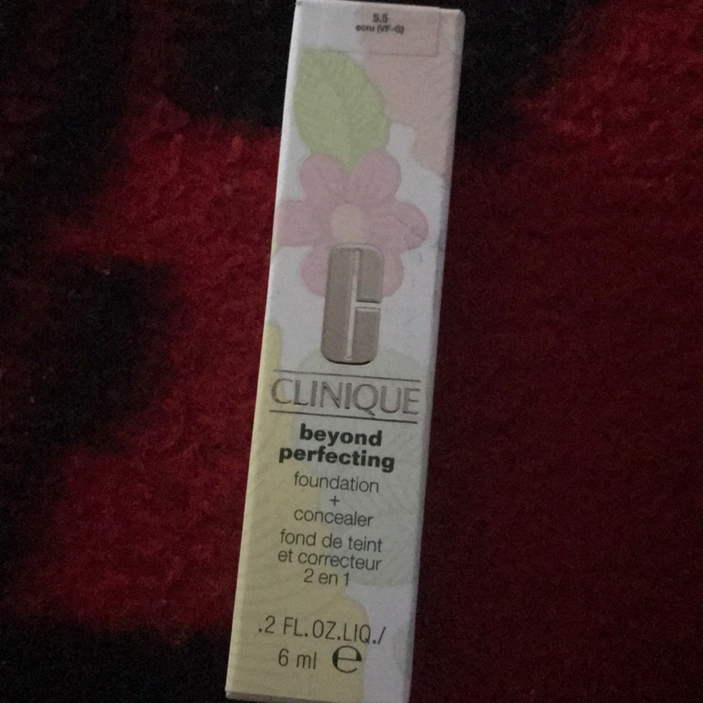 Clinique beyond perfection foundation .2fl oz