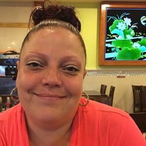 Meet your Posher, Holly