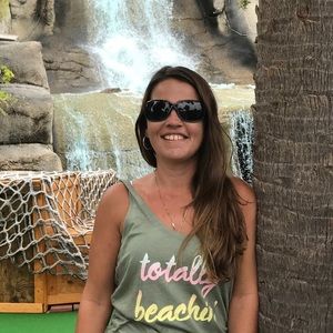 Meet your Posher, Christy