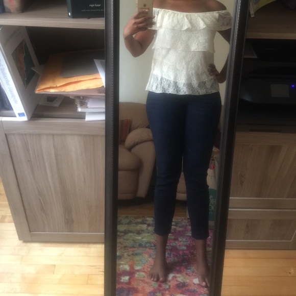 Cable & Gauge multi way lacy top - Picture 2 of 6